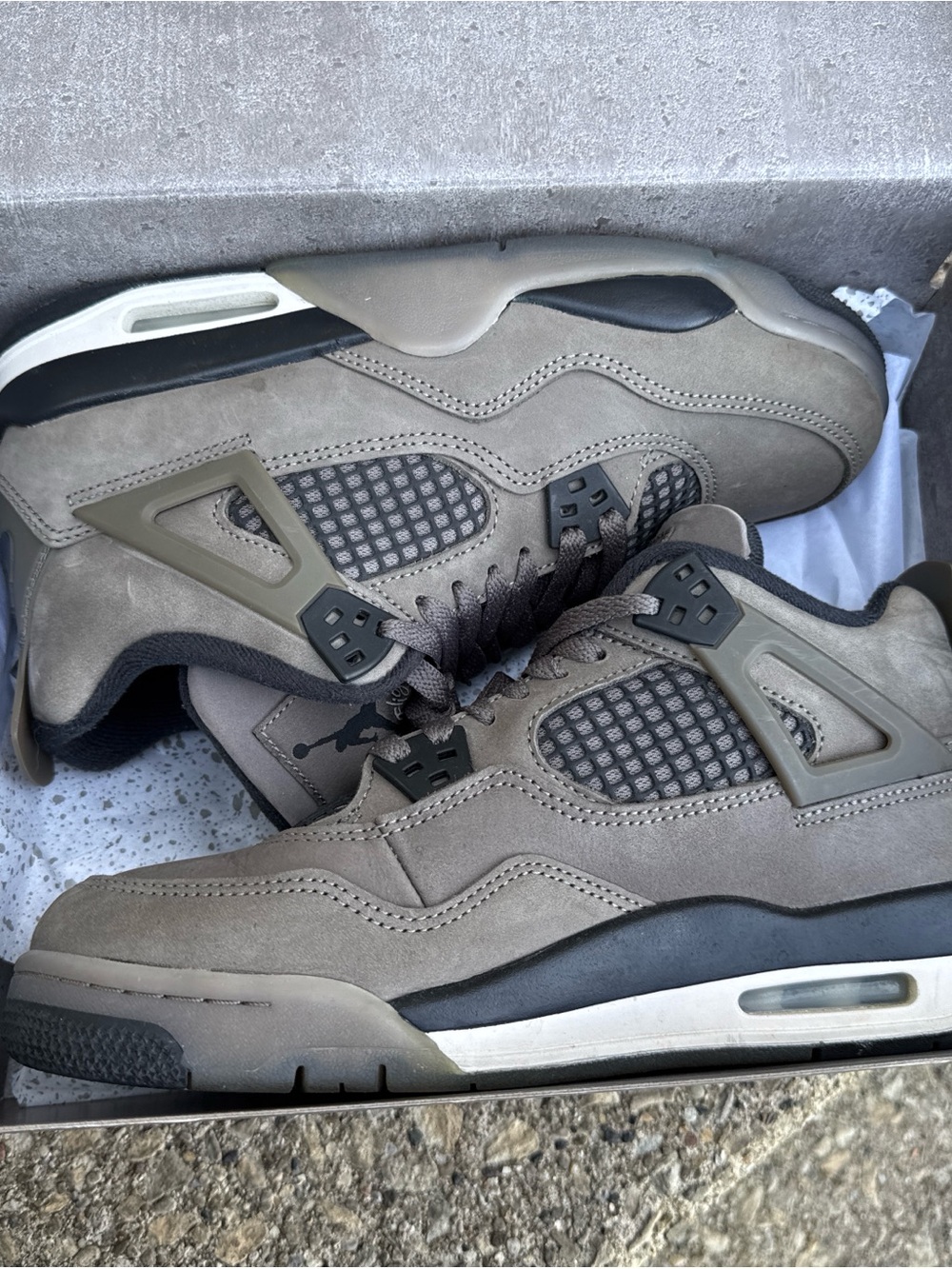 Jordan Men's Sneakers in Taupe and Black